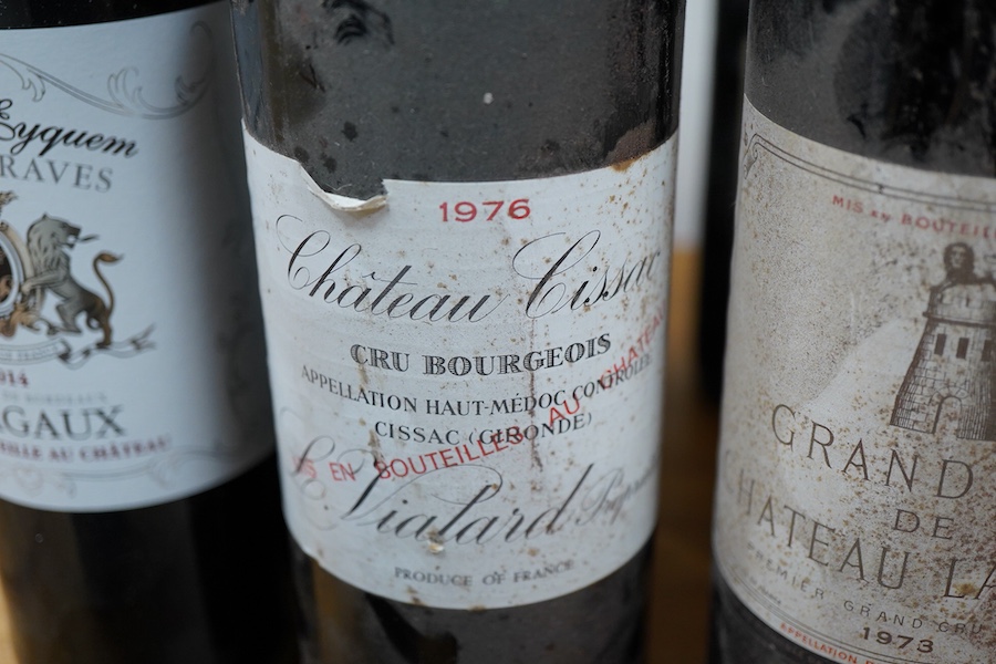 Eleven bottles of red wine including; Grand Vin du Chateau Latour 1973, Chateau Lafite Rothschild 1965, Chateau Talbot Medoc 1957, four bottles of Chateau les Eyquem Margaux 2014, two bottles of Chateau Cissac 1976, etc.
